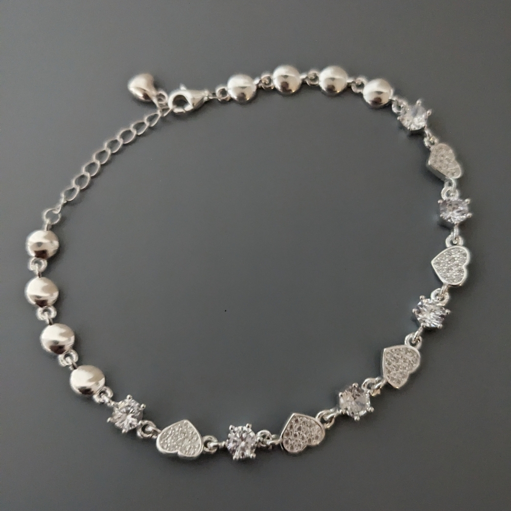 Lingna Jewelry 925 Sterling Silver Bracelet – Pave Heart Charms & Sparkling New